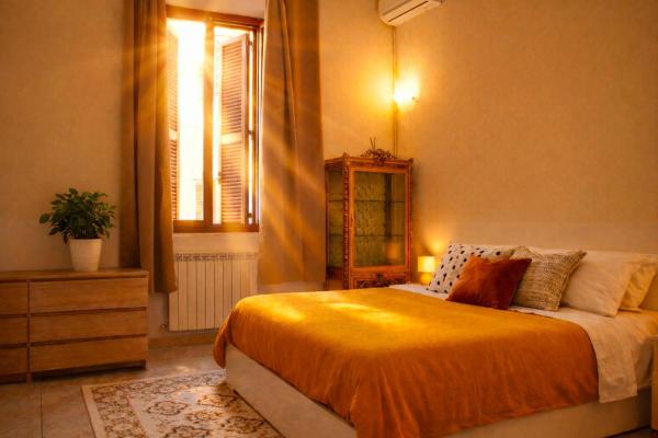 A la foto es mostra l'objecte WHOLE HOLIDAY HOME APARTMENT FANTASTIC CIVITAVECCHIA da Pamino & Priscilla con due Camere letto! situat a la ciutat de Civitavecchia.