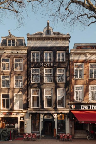 A la foto es mostra l'objecte Adam Downtown situat a la ciutat de Amsterdam.
