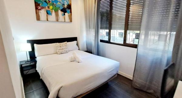 A la foto es mostra l'objecte AYZ Ulises - Auto check-in property situat a la ciutat de Madrid.