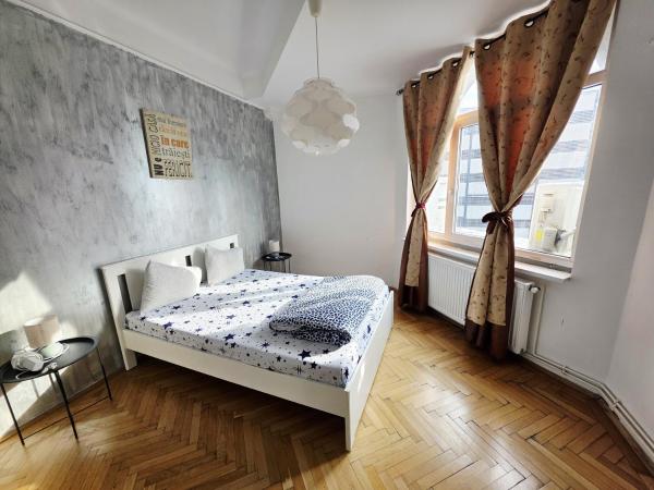 A la foto es mostra l'objecte StayInn situat a la ciutat de Bucarest.
