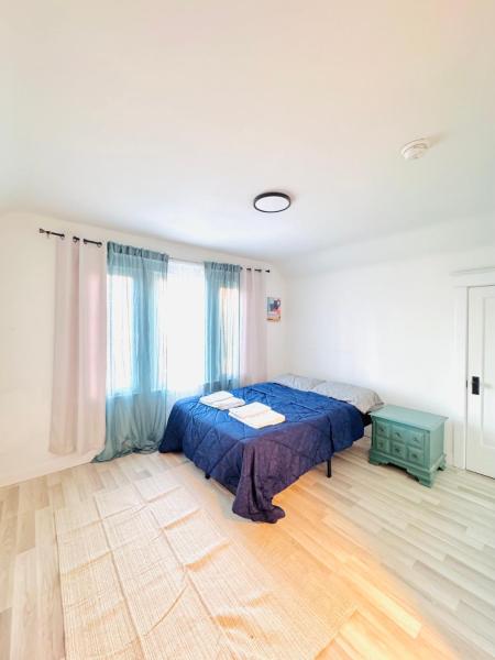 Na zdjęciu widoczny jest obiekt Bright 2bedroom apartment położony w mieście Hamilton.