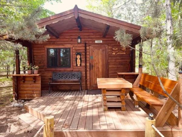 Honeybear Hideaway Cabin - Wisconsin