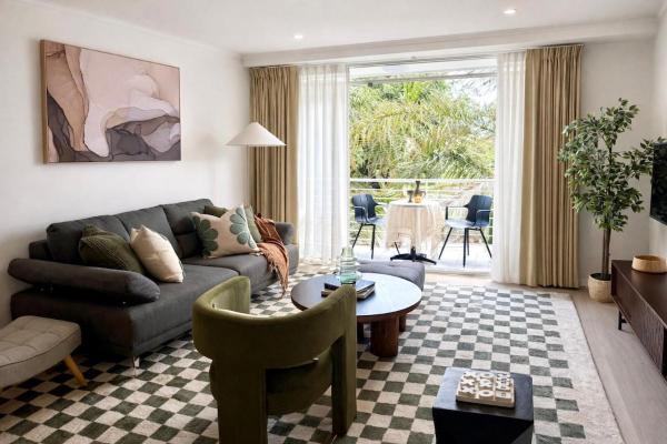 Elegant Waterfront Retreat Harbour & River Views - Brooklyn