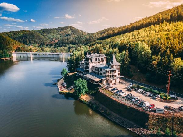 Retro Riverside Wellness Resort, Karlovy Vary