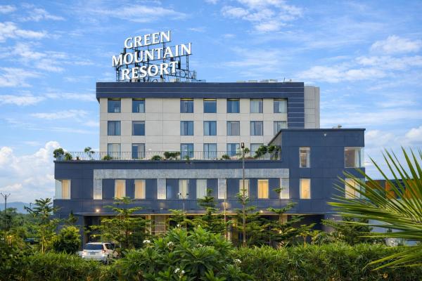 A la foto es mostra l'objecte Green Mountain Resort situat a la ciutat de Guna.