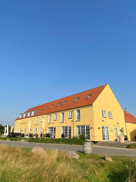 Gammel Løgten Strandkro - Denmark