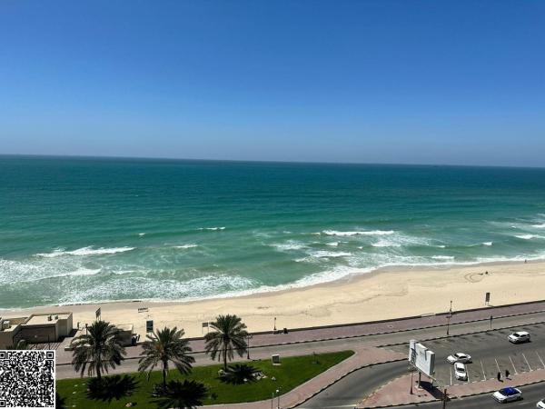 Na zdjęciu widoczny jest obiekt Ajman corniche residence towers Two Bedroom Apartment położony w mieście Adżman.