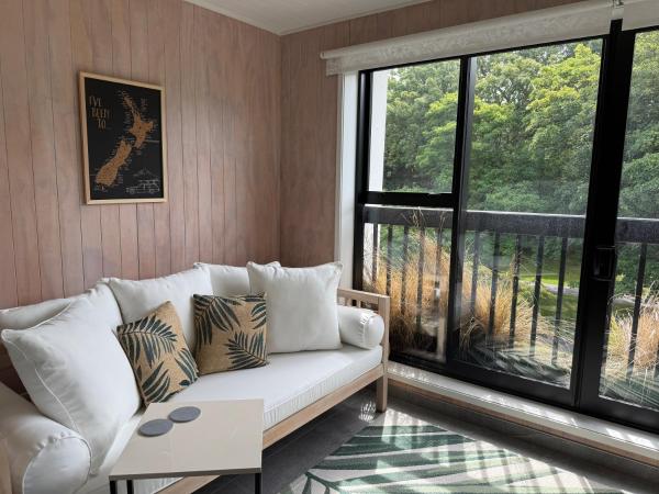 Beautiful Hagley Park View Apartment In Cbd - Christchurch