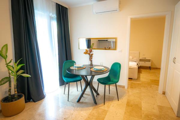 På billedet ses objektet RMR Luxury Apartaments beliggende i byen Timişoara.