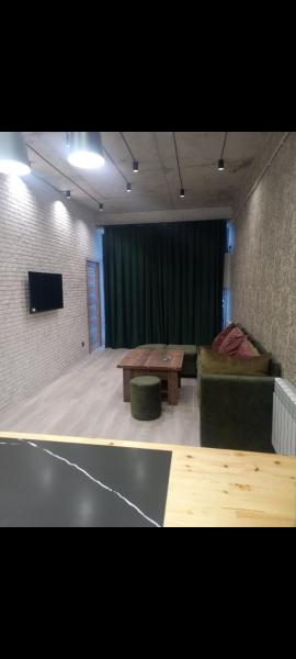 A la foto es mostra l'objecte Loft House situat a la ciutat de Nor Aresh.