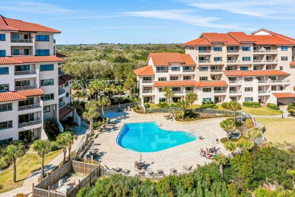 Dual Suites & Ocean Views At Sandcastles Villas | Pool, 2 Balconies & Golf - Jacksonville, FL