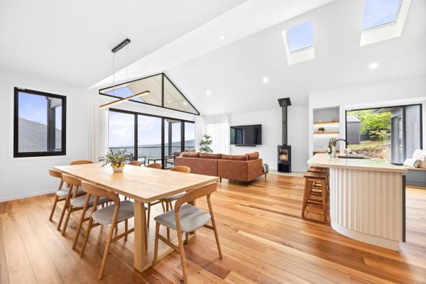 The Pinnacle - Sleeps 10 - Merrijig - Mount Buller