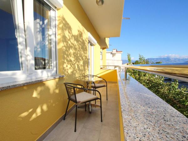 Apartment Appartement In Baška Mit Eigenem Balkon By Interhome - Baška