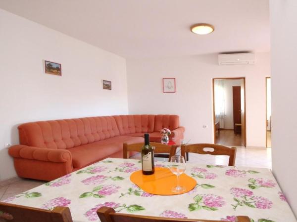 Apartment Appartement In Baška Mit Eigenem Balkon By Interhome - Baška