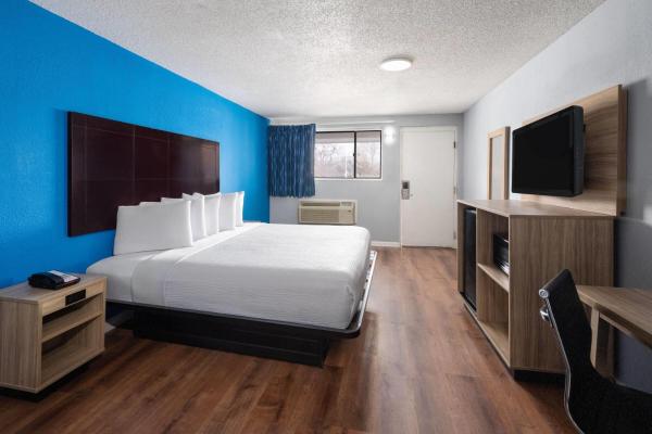 Kuva 6: Super 8 by Wyndham Portsmouth - Norfolk