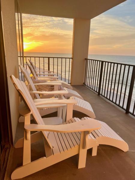 Renovated Condo In Phoenix Ii - Gulf Shores, AL