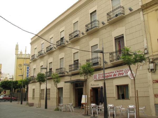 A la foto es mostra l'objecte Hotel Nacional Melilla situat a la ciutat de Melilla.