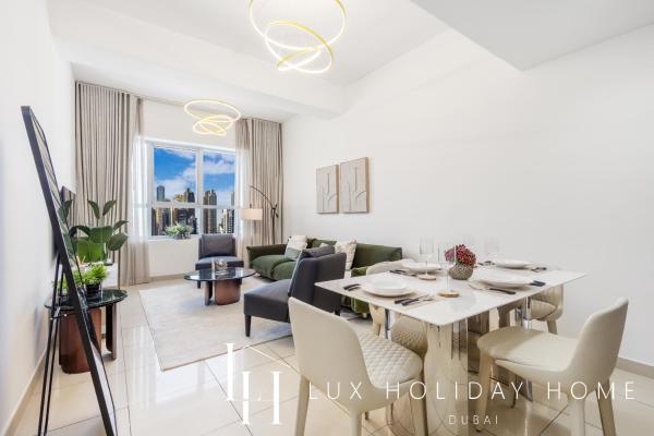 Na zdjęciu widoczny jest obiekt LUX The Armada Suite JLT położony w mieście Dubaj.