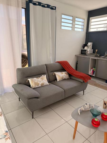 Charmant T2 Sur Le Robert - Martinique
