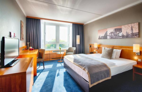 На фото показан объект Leonardo Hotel Köln Bonn Airport, расположенный в городе Кёльн.