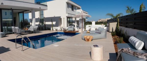 Nesea Seaside Luxury Escape - Zypern