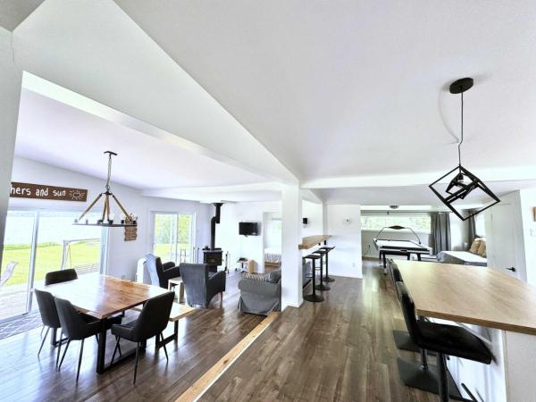 Lake & Game Room - Chalet Brothers And Sun - New England