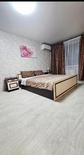 Светлая и теплая квартира для пары на пр Науки 169 , ТРЦ Дафи的照片2