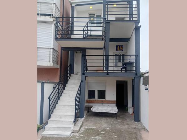 Na zdjęciu widoczny jest obiekt AS MONTENEGRO SUITES położony w mieście Podgorica.