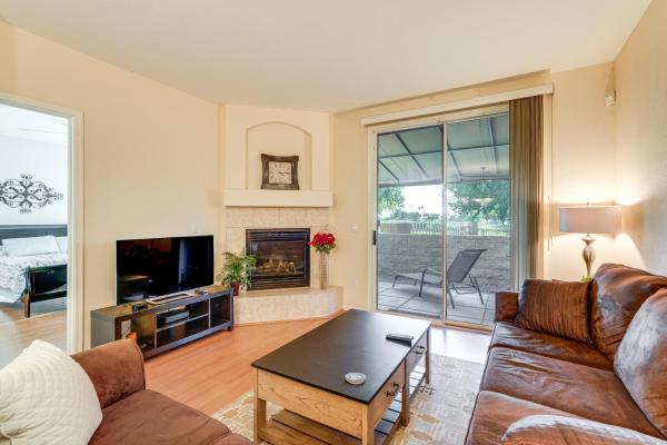 Golf Course Views! Relaxing And Convenient Mesa Unit - Mesa, AZ