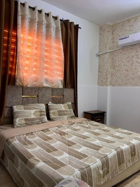 På bilden syns objektet دار زمان Zaman Suites Old Town som ligger i staden Al Mughayyir.