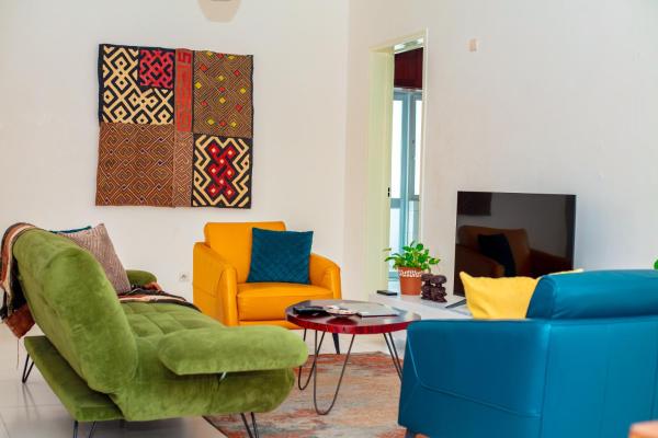 The Bacongo Gem, Brazzaville