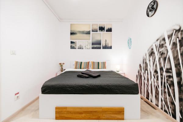 Na zdjęciu widoczny jest obiekt Premium Skyline Studio with free parking & panoramic view położony w mieście Bukareszt.