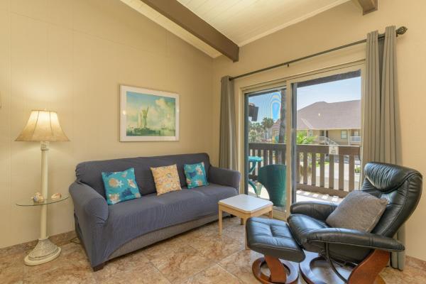 Tiki 254 - Beachfront Getaway With Heated Pools Condo - South Padre Island, TX