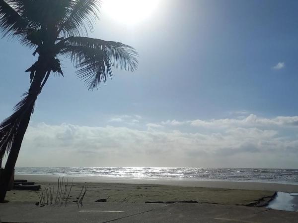 Casinha Beira Praia Gaivota ,Há 2 Minutos Da Praia - Peruíbe