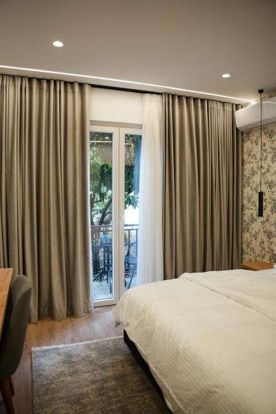 The Doctor's Villa - Tirana
