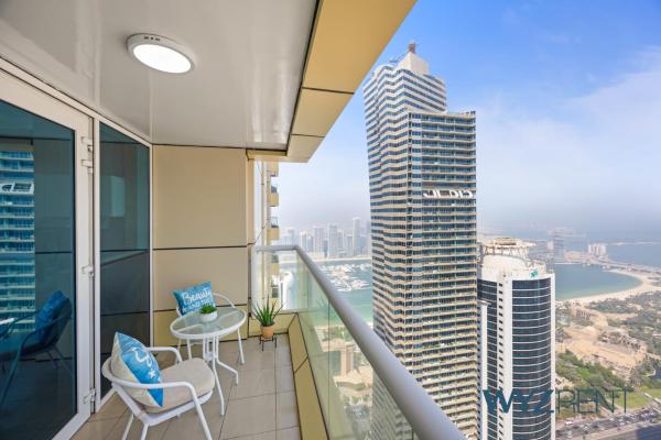 A la foto es mostra l'objecte Salt & Sand Hamptons Glow 2BR Sulafa Tower situat a la ciutat de Dubai.