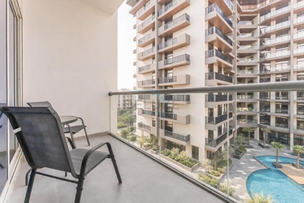 Kuva 9: Studio with Balcony and Views, Walk to Butterfly Garden, Just 20-Minute Drive to JBR Beaches, Uniestate Supreme Residence, Arjan by Deluxe Holiday Homes