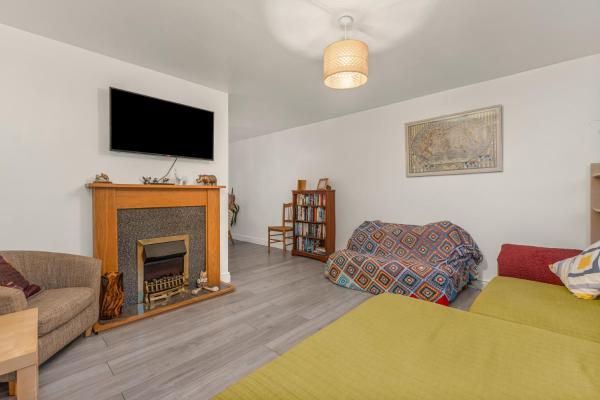 Rabbit Haven- Near Bicester Village & Town - Shirestays - Bicester