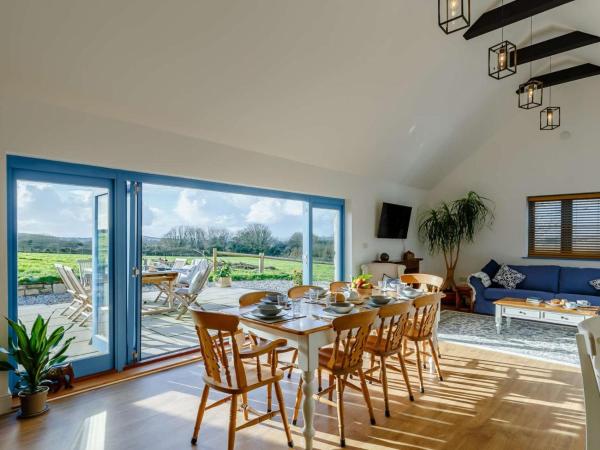 4 Bed In Helston Oc-90391 - Helston