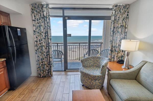 New Remodeled Direct Oceanfront Views Beach Cove - North Myrtle Beach, SC
