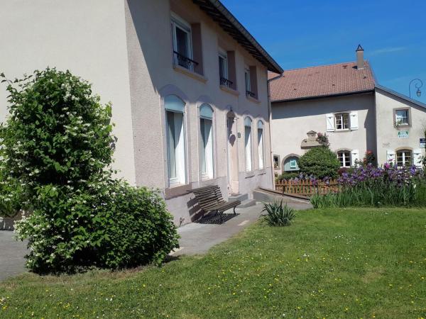 Na foto é possível ver o objeto Spacieux gîte familial avec jardin et salle de jeux, proche de Center Parcs et des Vosges - FR-1-584-45 localizado na cidade de Barbas.