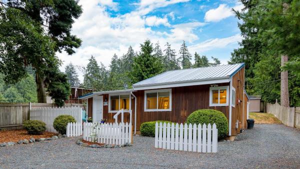 Foto 6: Cottage By The Bay by AvantStay