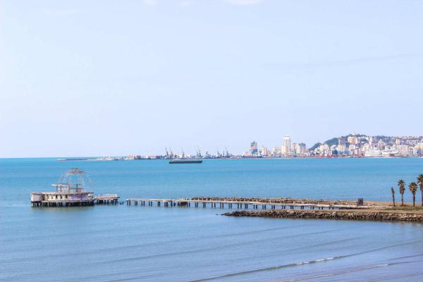 A la foto es mostra l'objecte Sunset Pearl Haven K86 situat a la ciutat de Draç.