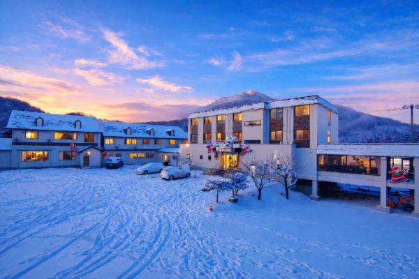 På billedet ses objektet Hotel Sol at Lake Toya beliggende i byen Sobetsu.