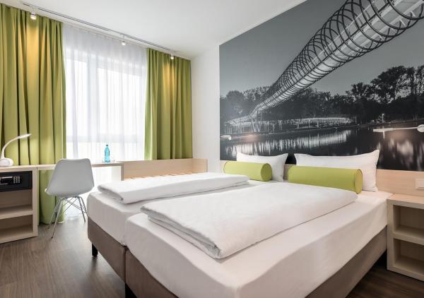 Foto 1: Super 8 by Wyndham Oberhausen am Centro