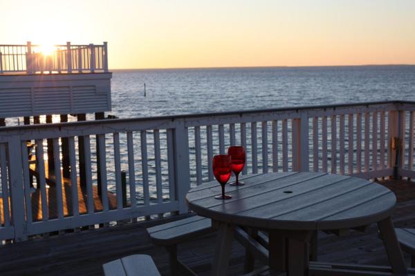 On The Bay In Sea Isle For Fishing, Family And Fun - Galveston, TX
