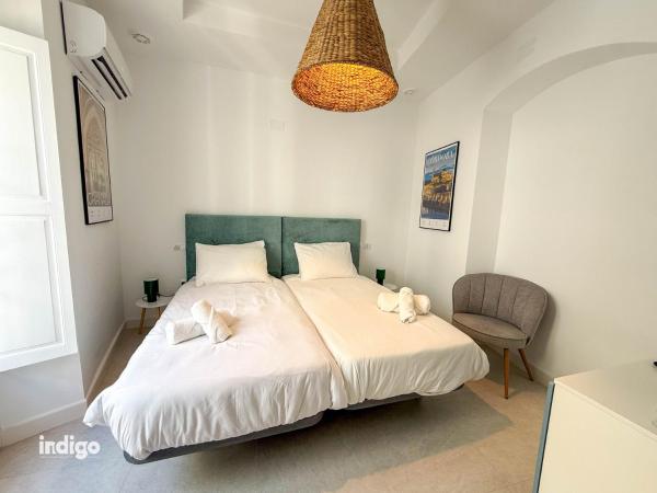 En la foto se muestra el objeto Casa Cristóbal Colón habitaciones con vistas a Semana Santa y Fiestas ubicado en la ciudad de Ayamonte.
