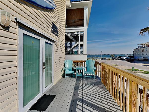 La Favorita - Pensacola Beach, FL
