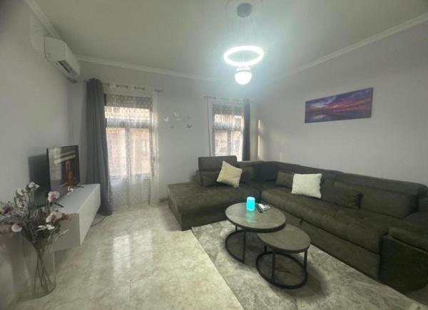 Nunu's Central Apartment, Tirana