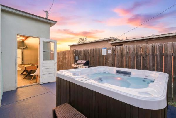 3br Modern Chula Vista Home With Hot Tub And Game Room - Imperial Beach, CA